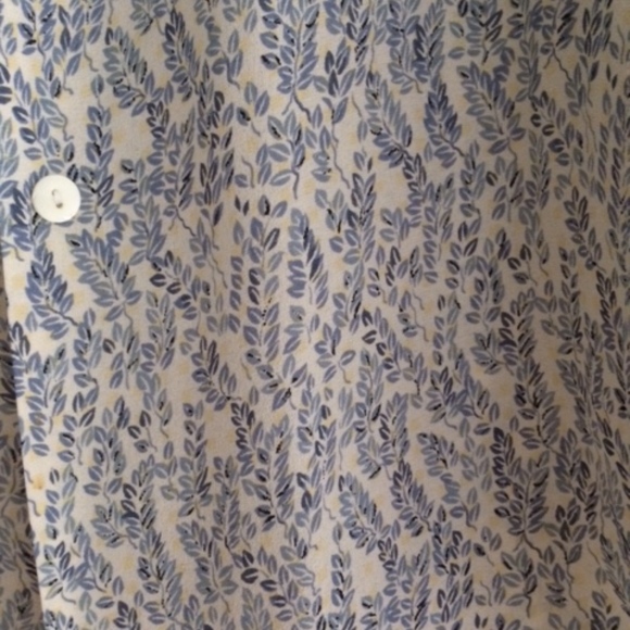 Theomiles Silk Top - Picture 3 of 3